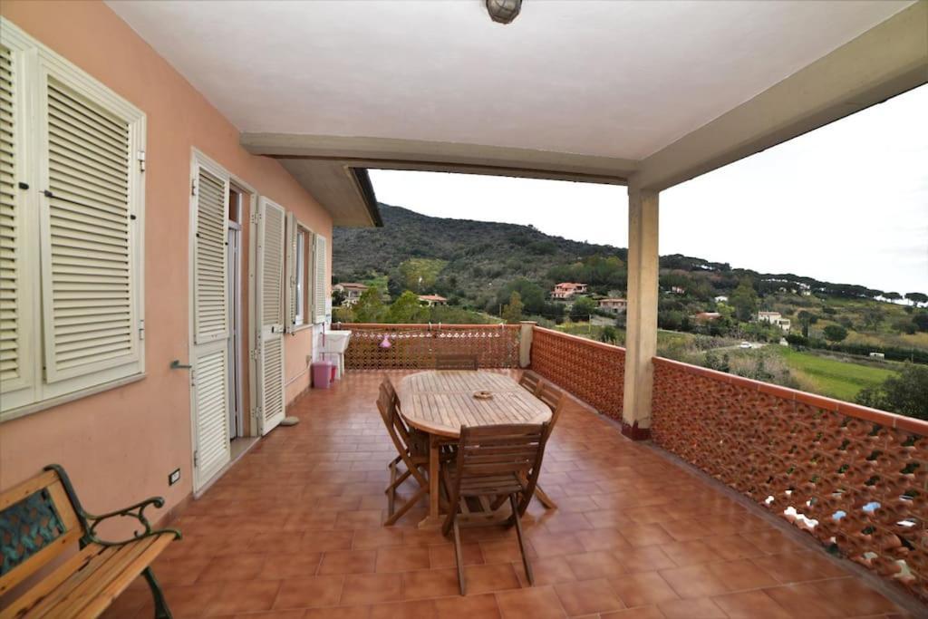 Casa Vacanze Il Pastore Tedesco Portoferraio Luaran gambar